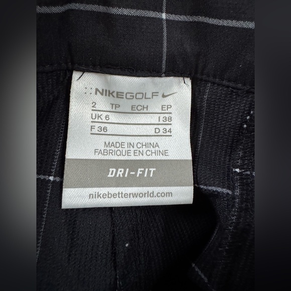 NEW Nike Dri-Fit Golf Shorts NWT Women's Black White Plaid Small Ladies Bermuda - Picture 10 of 13